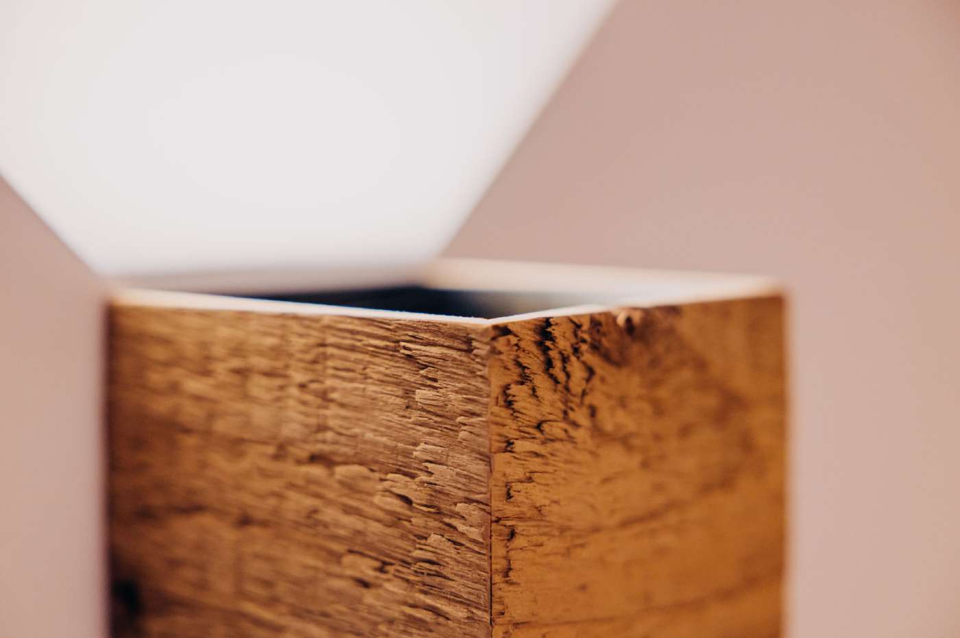 Up&Down Altholz Wandlampe Würfel