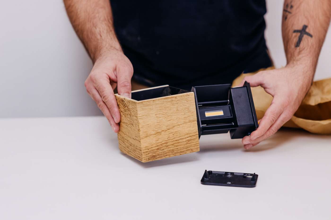 Up&Down Altholz Wandlampe Würfel